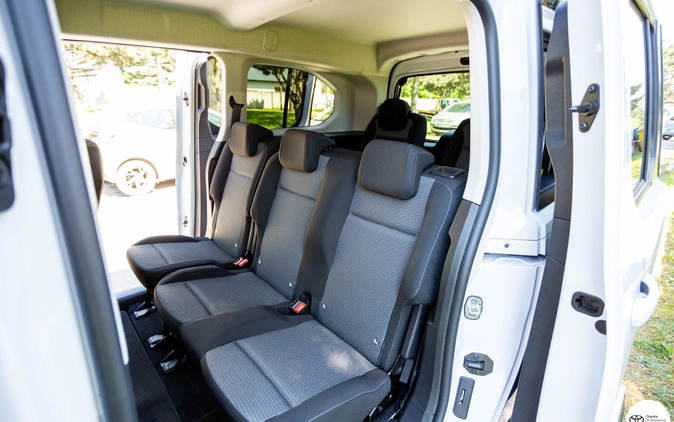 Toyota Proace City Verso cena 120690 przebieg: 5, rok produkcji 2023 z Polanów małe 466